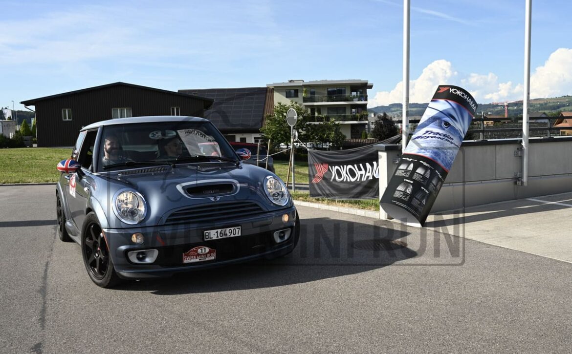 295-SMR_small_2023-490